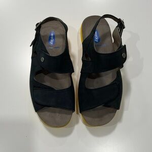 🆕 WOLKY Women’s Black Nubuck Leather Sandals with Yellow Soles. Size 38. NEW